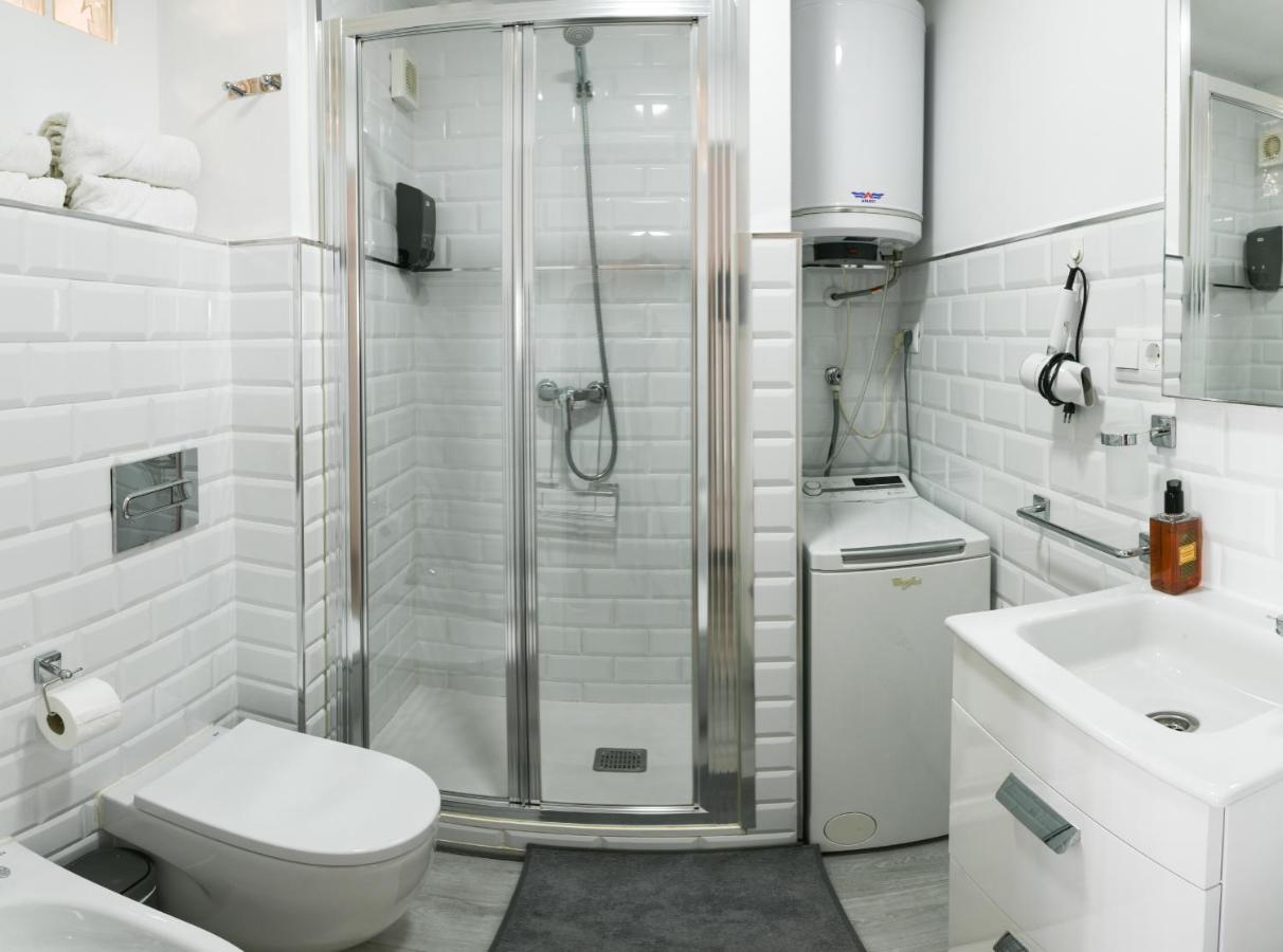 Apartamento A Un Paso Del Mar Malaga Luaran gambar